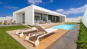 Atlantic Paradise with Heated Pool & Outdoor Kitchen with BBQ