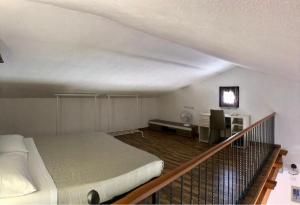 Mediterranean Garden House img5