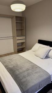 Cocon Lumineux Neuf 3 Chambres Fibre Balcon