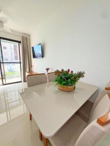 Apê Novo a 250m da Praia de Atalaia Piscina Academia e Garagem by Apê