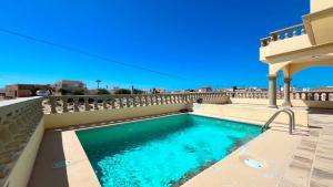 Big Home in Las Conchas with Pool Hacienda de Solis