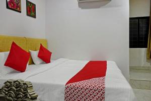 Collection O Gauri Shree Hotel