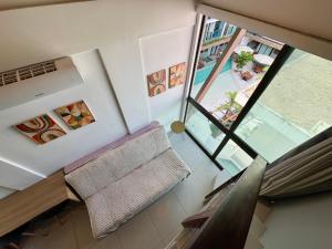 Sunny Hall - 3