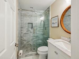 980 Inverness Village