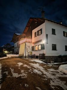 Villa Bianca Bormio garden and parking