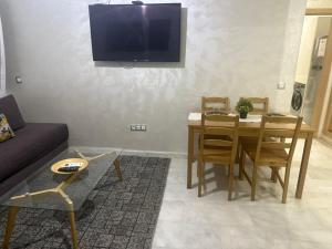Apartment 4 season for family