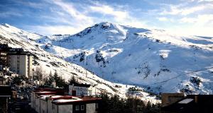 LIVING SIERRA NEVADA, céntrico, vistas, zona baja Montblanc