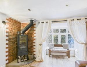 Monkey Puzzle cottage