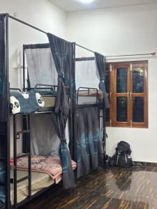 Vrinda vas Homestay