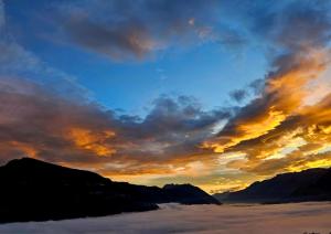 Traumblick auf den Thunersee und die Berge