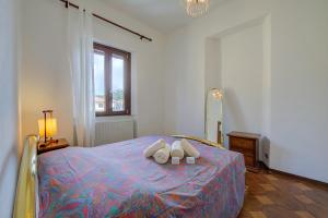 Charming La Gelosia Few Min From Lake: 2BR Monvalle Apartment - Happy Rentals
