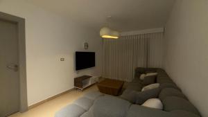 Kuba luxury 1 suit