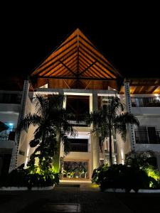 Duplex Bayahibe city-center, Walking beach 5 minutes, pool Bahia Coral