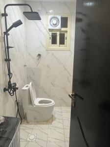 شقة فندقية بأثاث حديث ذ