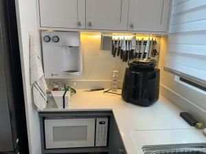 Suite Exclusiva em Ap Moderno na Meia Praia