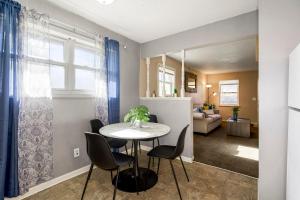 2b1b apartment in independence near downtown KC