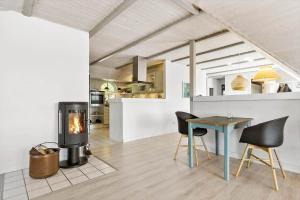 84363-Knebel-Apollovej-108
