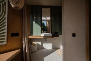 Sol & Terra Apartment by Alpha Ark