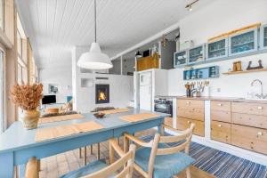 84361-Knebel-Apollovej-112