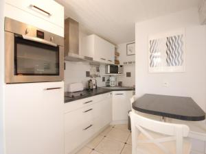 Appartement charmant au cœur du village - FR-1-258-240