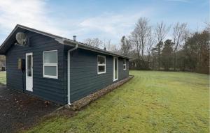 2 Bedroom Nice Home In Hemmet