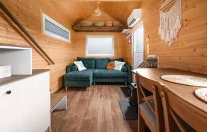 Beautiful Home In Niedzwiedz With Sauna