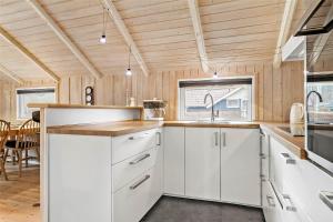 40517-Juelsminde-Pot-Strandby-401