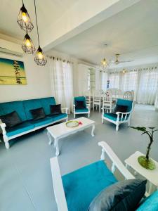 Luxury Villa Sea Views Rooftop Secure