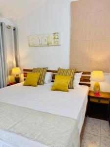 Luxury Villa Sea Views Rooftop Secure