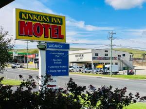 쿠마 Kinross Inn 3성급 호텔 객실