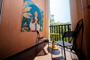 Casa Luma 1BHK Furnished Siolim Swimming Pool Jacuzzi Sauna