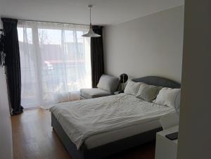 Aisa Street apartments