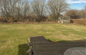 Nice Home In Glesborg With Wifi