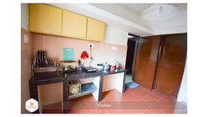 StayMazing KMC Abode- 2BHK AC Serviced Apt-City Centre-5 Mins to Central Railway Station