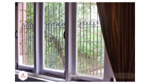 StayMazing KMC Abode- 2BHK AC Serviced Apt-City Centre-5 Mins to Central Railway Station