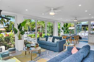 Peninsula Villa Boat Dock Heated Pool Sunset Point