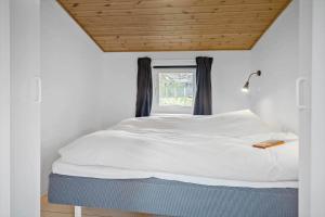 40798-Ulfborg-Helmklit-324