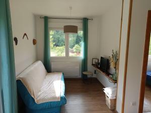 appartement avec balcon et jardin