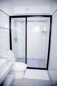 Scenic and Luxurious 3 rooms Apartment
