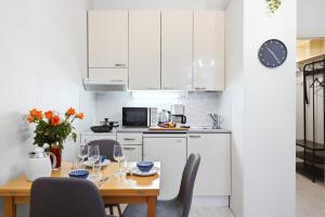 Luxhousing city studio apartment