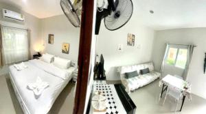 Yada House s&h