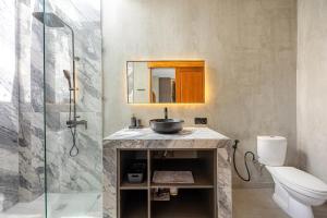 The Ario 1BR Villa with Jacuzzi Retreat Kedungu