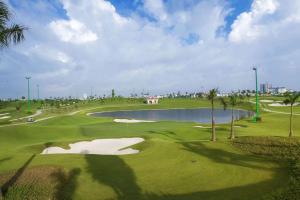 Căn hộ 2PN THE EMERALD GOLF VIEW