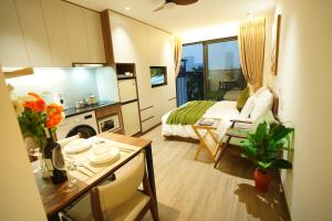 Hanoi Aurelia Stay