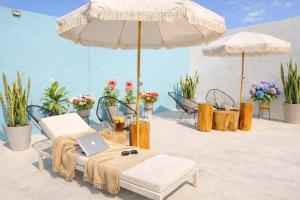 200m to Beach & 5th Ave Cozy & Peaceful Patio Suite AC Fast WiFi Great Value UVA15