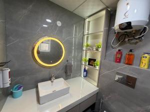Leasure Stays Premium - Ek Murti Chowk