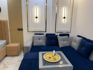 Leasure Stays Premium - Ek Murti Chowk