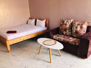 Vintage village Aitong