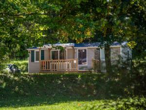 Flower Camping Le Pont du Tarn