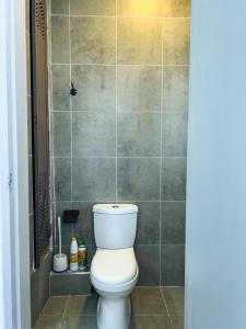 Tsavo Sunset 1BR Apartment - Velari Homes - Modern, Quiet Stay-Thindigua, Kiambu Rd